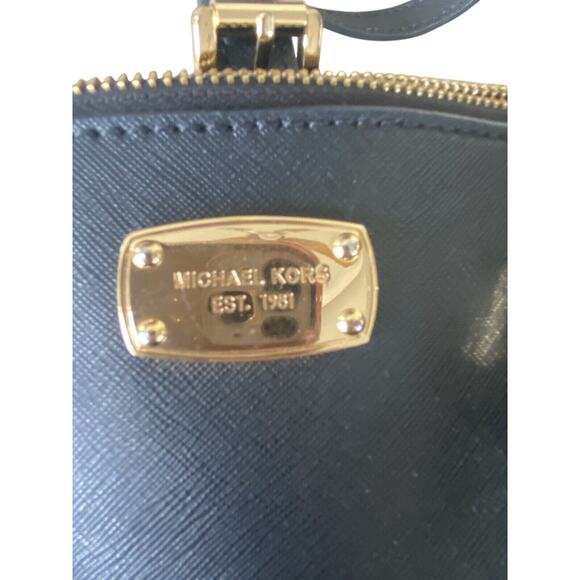 Michael Kors Black Leather Handbag Crossbody Gold Tone Hardware 8 Pockets - Picture 3 of 16